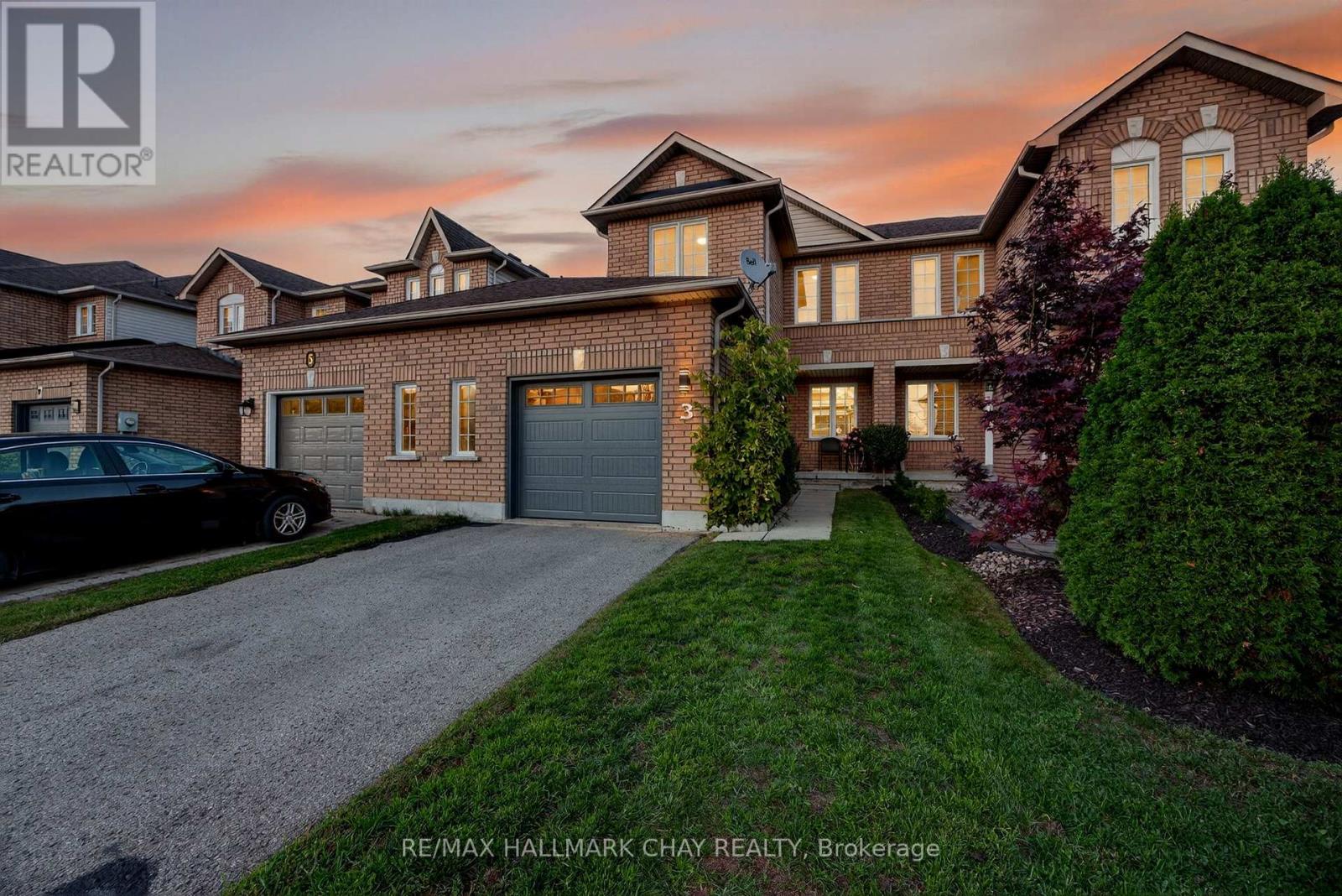 3 Coleman Dr, Barrie Edgehill Drive, ON L4N 0R5