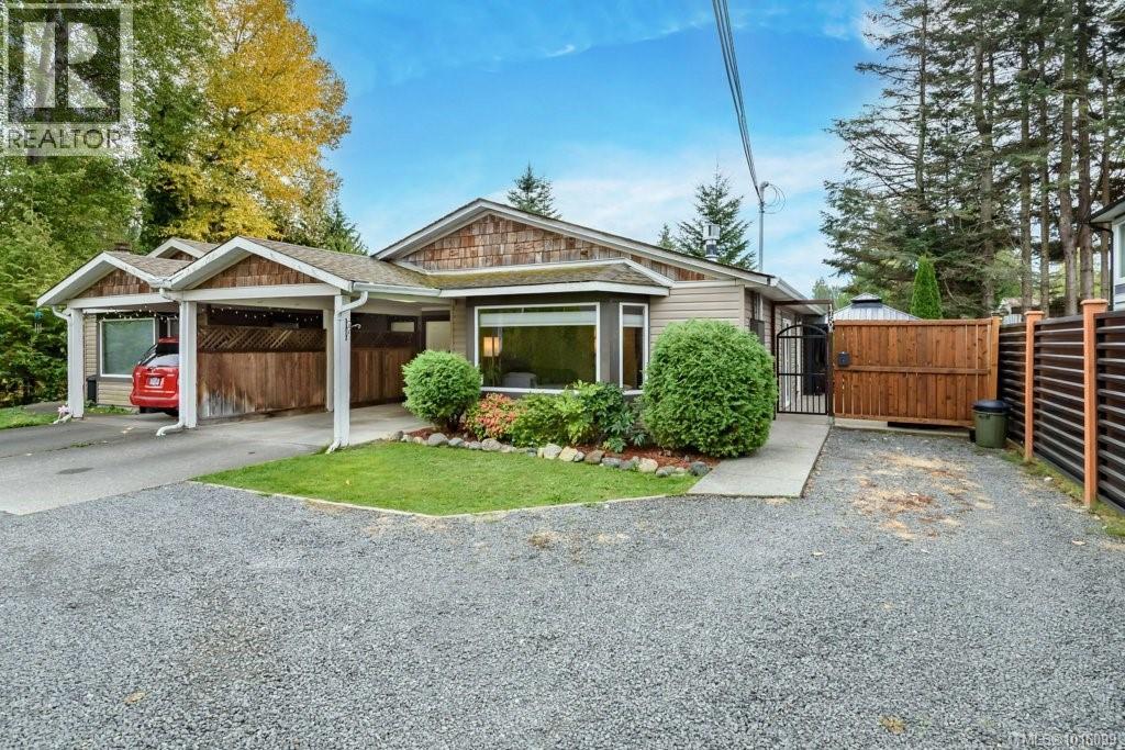 1750 15th Street #b, Courtenay, BC V9N 2C2