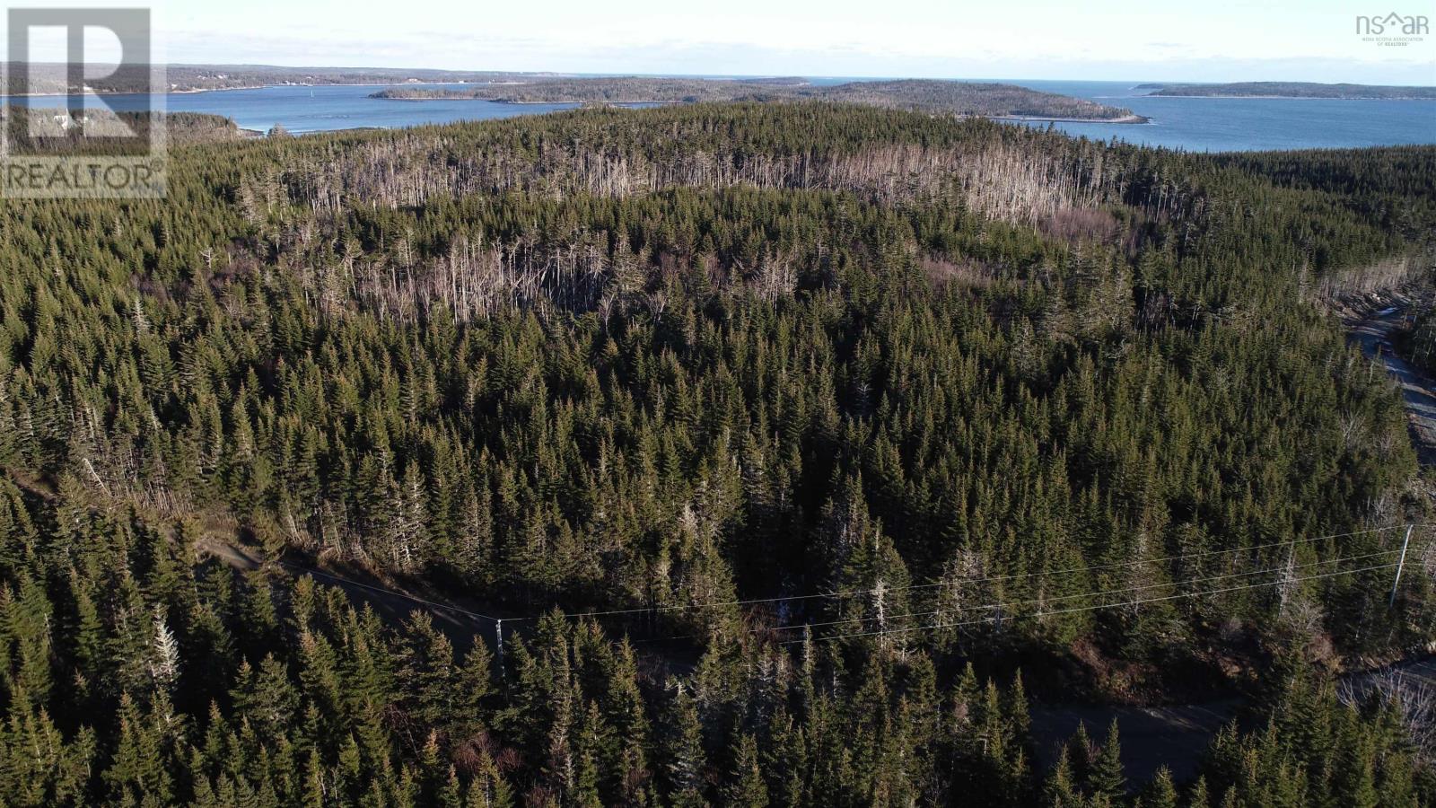 6 Pyes Head Rd, Liscomb, NS B0J 2A0