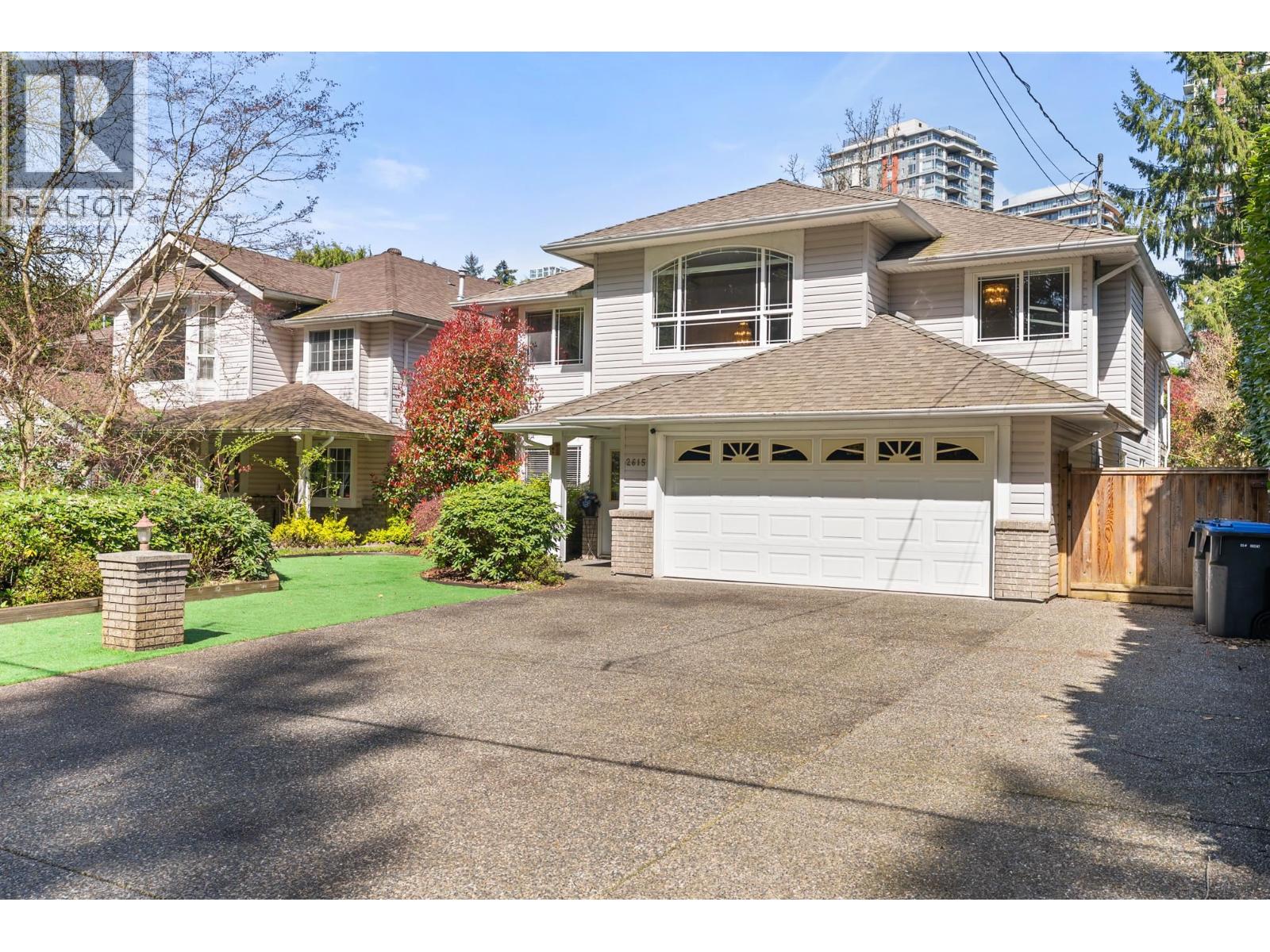 2615 Larkin Ave, Port Coquitlam, BC V3B 2H8