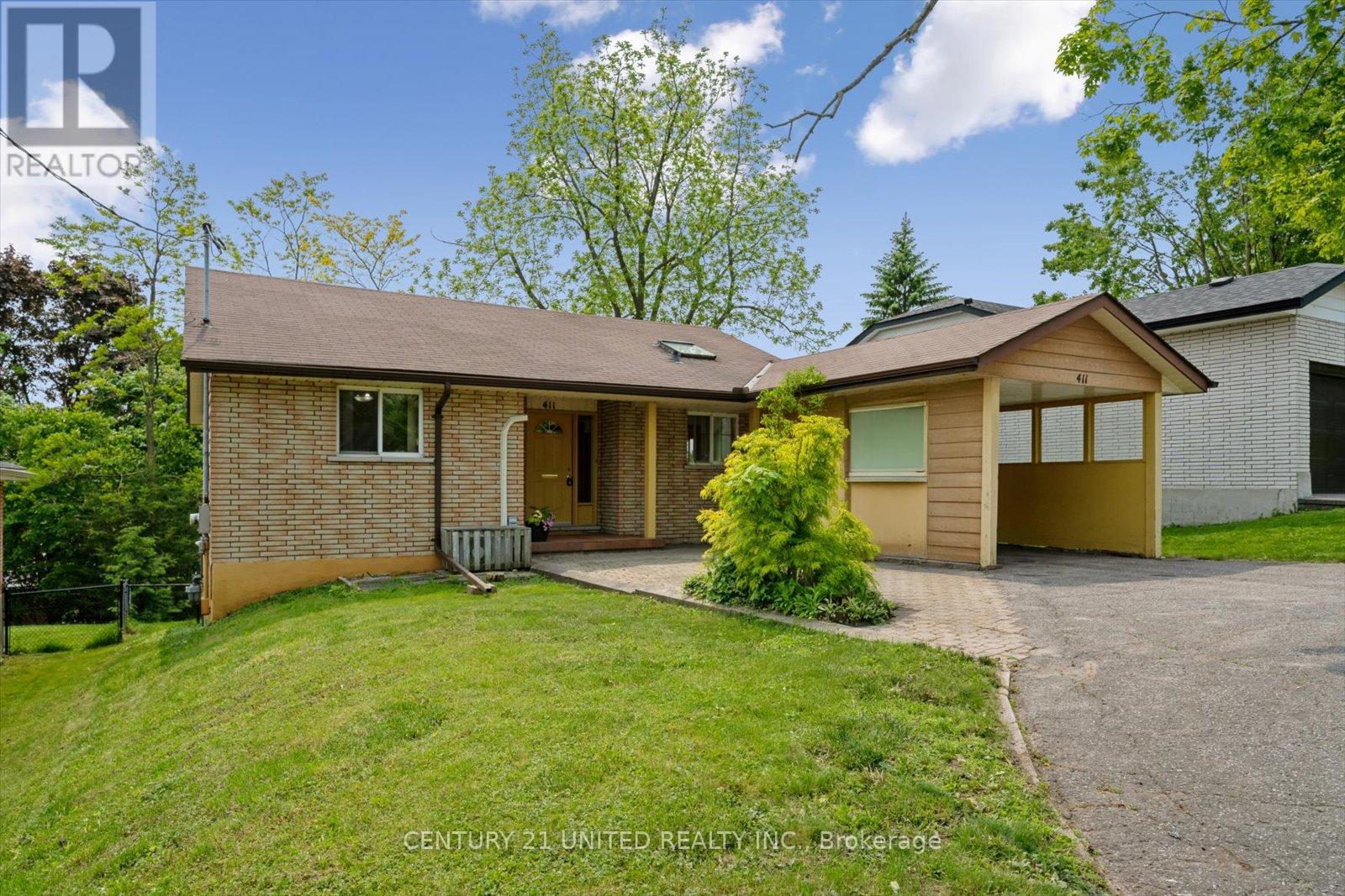 411 Highland Rd, Peterborough, ON K9H 5J6