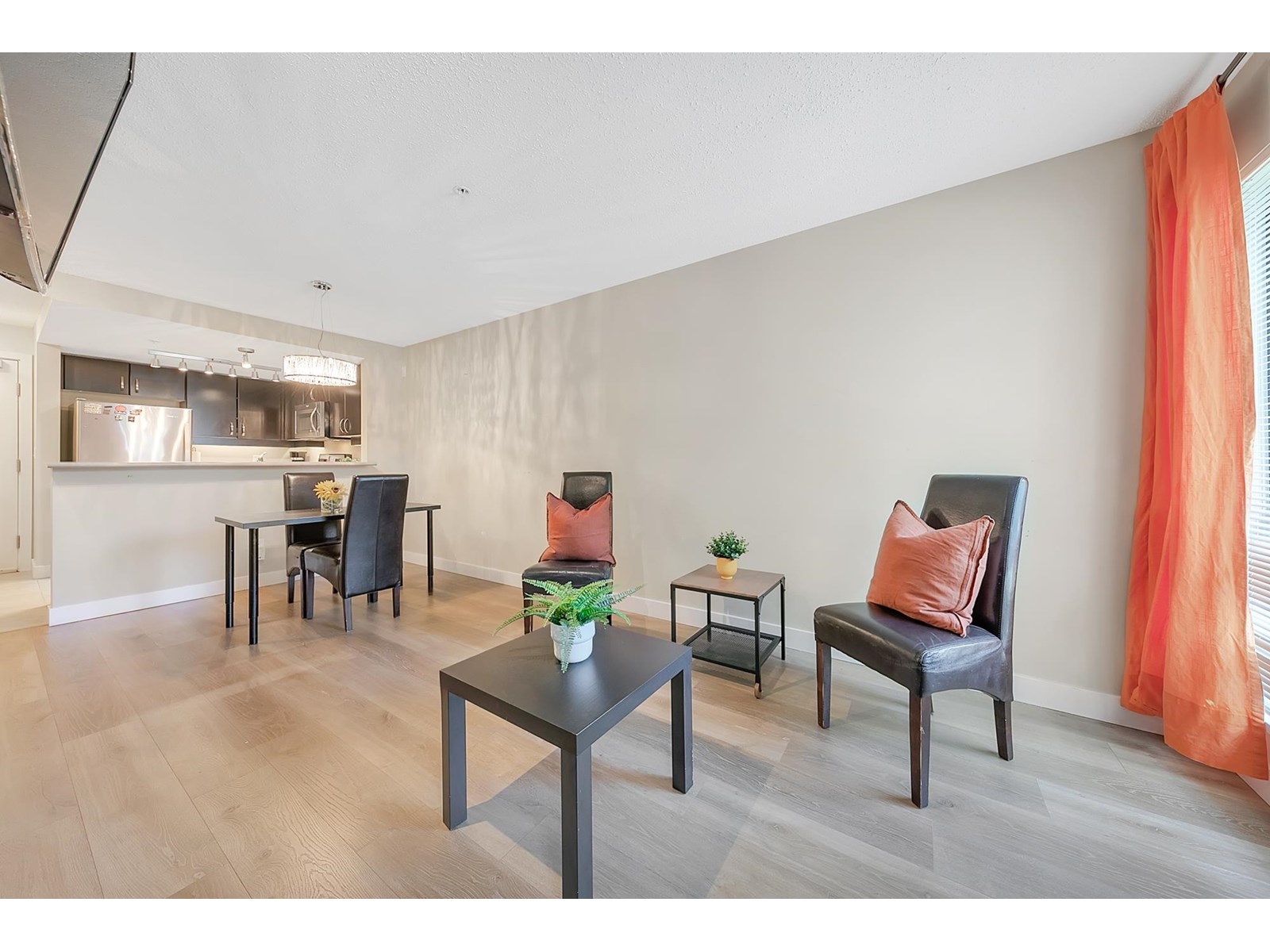 10838 City Parkway Unit 334, Surrey, BC V3T 5X9