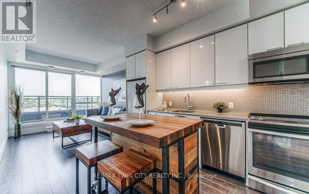401 155 St Leger St, Kitchener, ON N2H 0B9