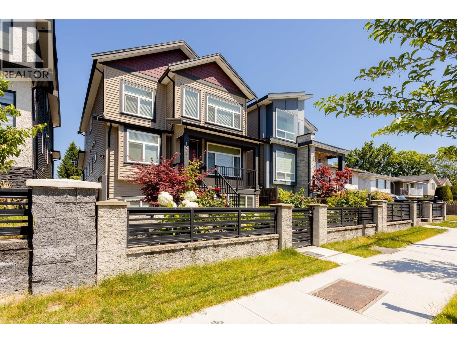 1843 Fraser Ave, Port Coquitlam, BC V3B 1N2