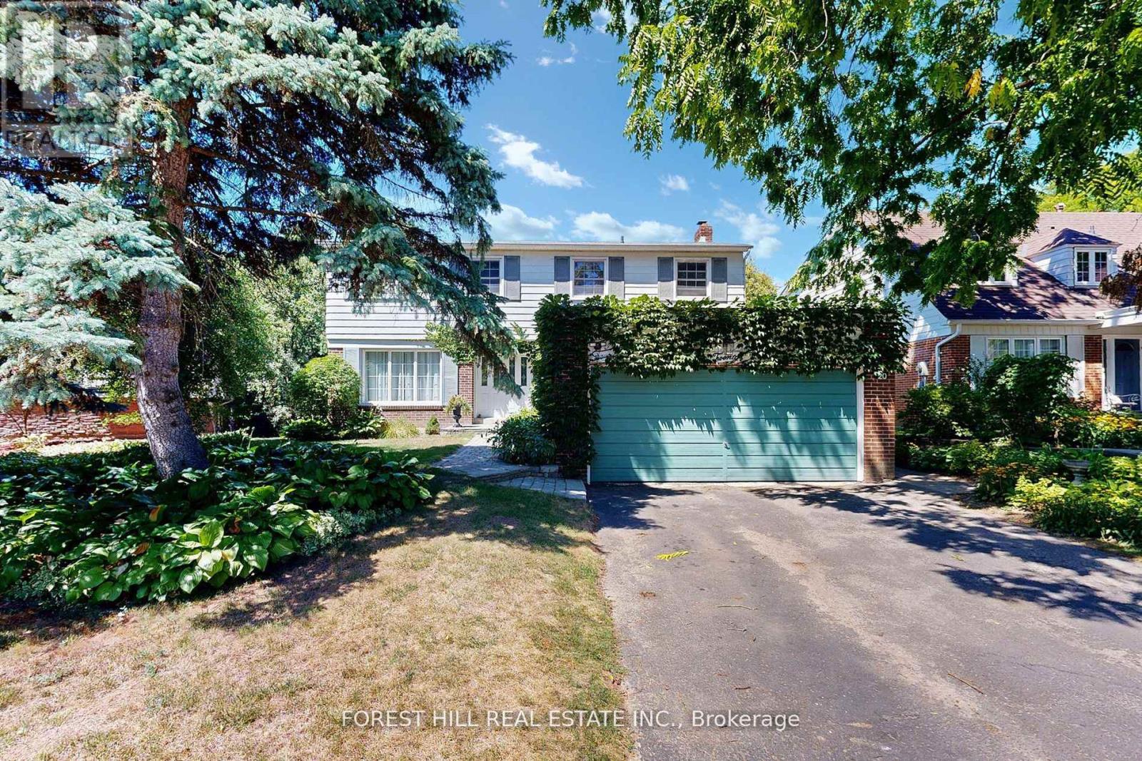 20 Thurgate Cres, Markham, ON L3T 4G3