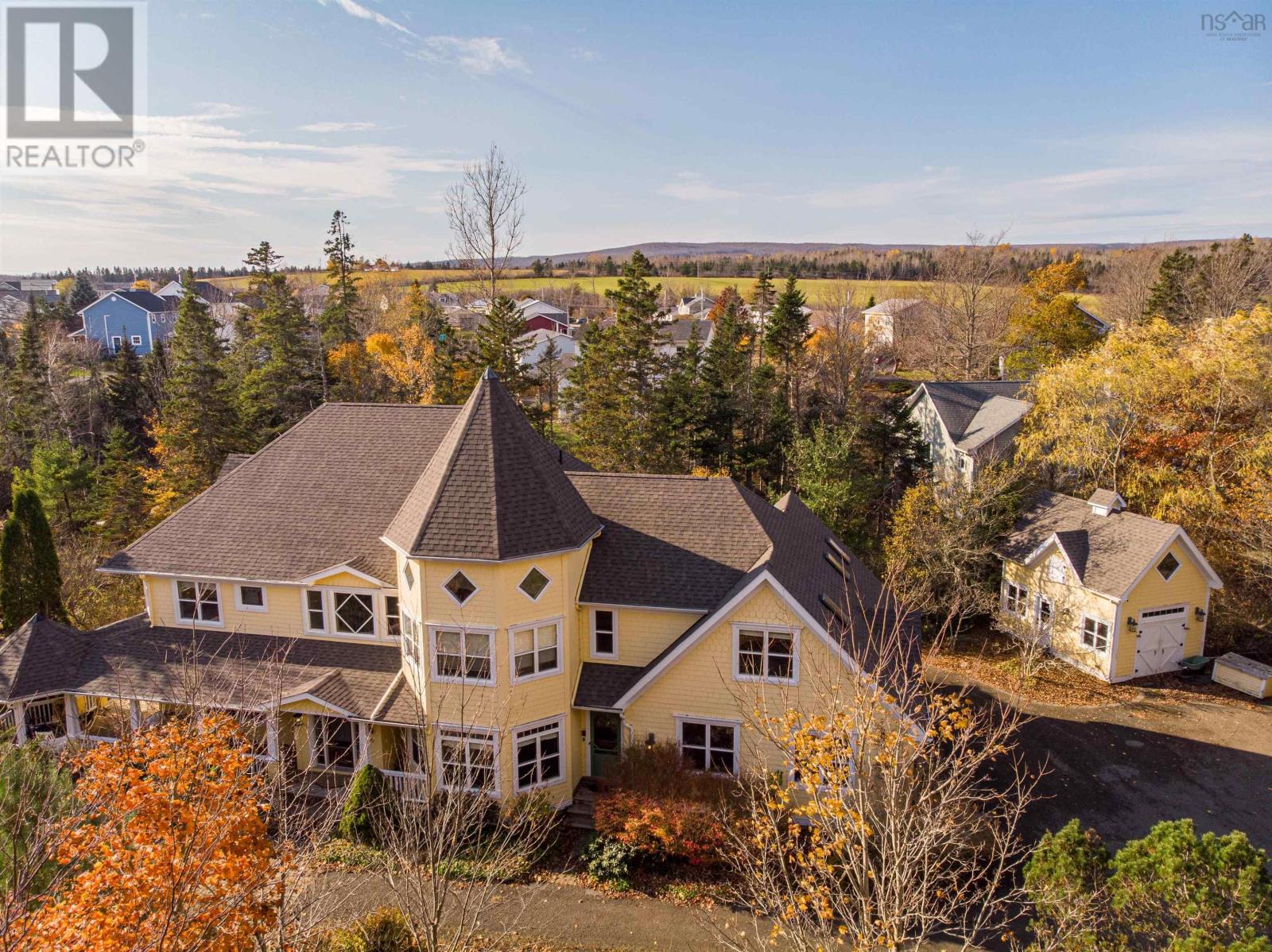 17 Nicholson Ct, Antigonish, NS B2G 2V5