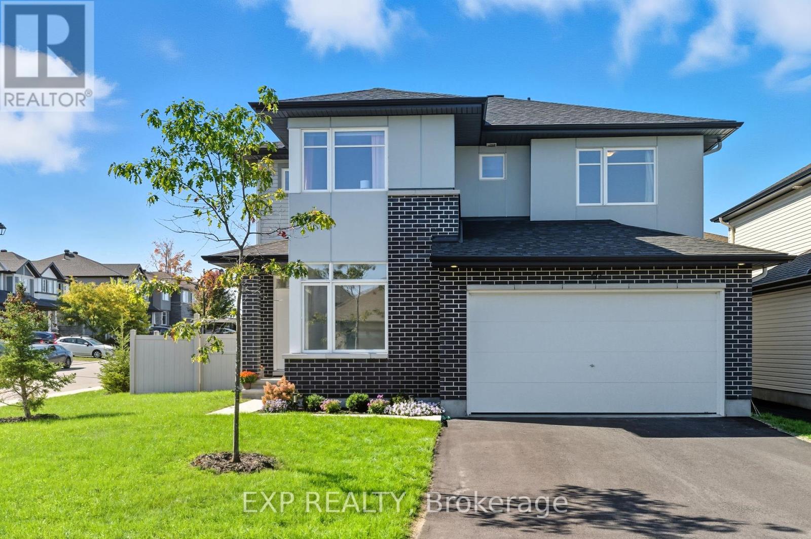 40 Fanning St, Carleton Place, ON K7C 0J3