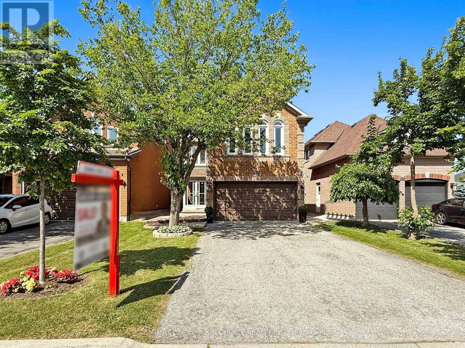 5731 Mersey St, Mississauga, ON L5V 1V7