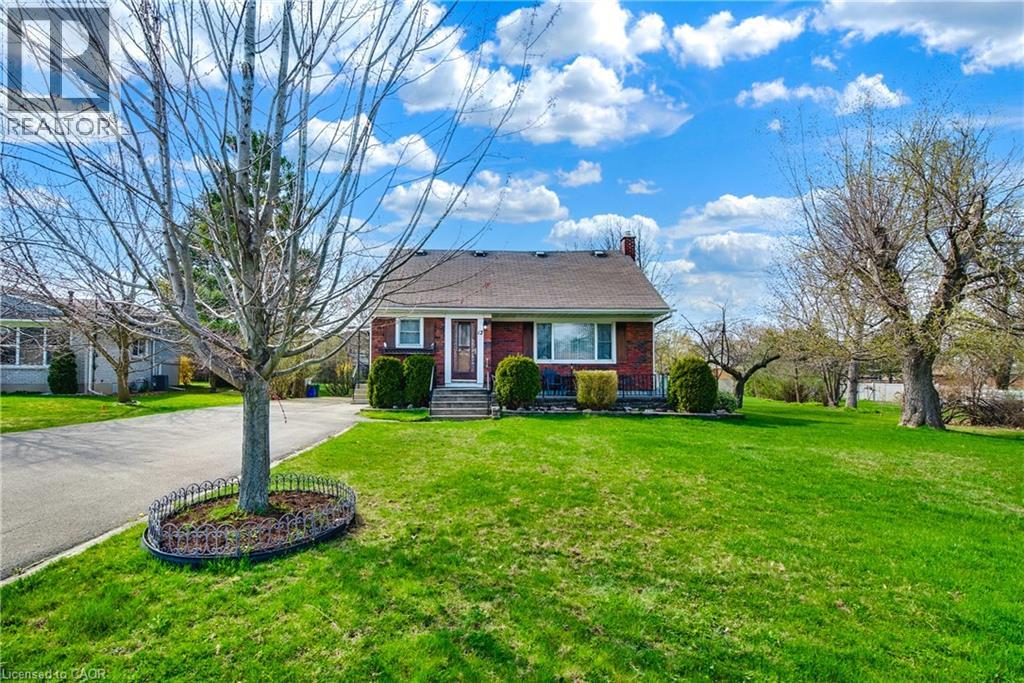 12 Valley Rd, St. Catharines, ON L2S 1Y6