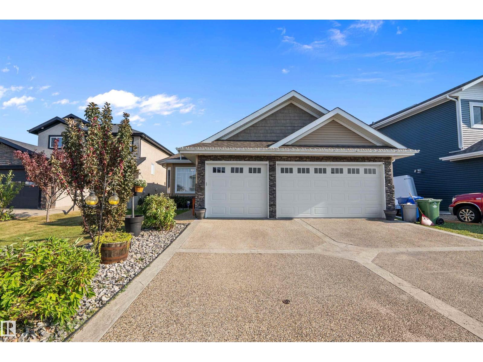 137 Cypress Dr, Wetaskiwin, AB T9A 1K6