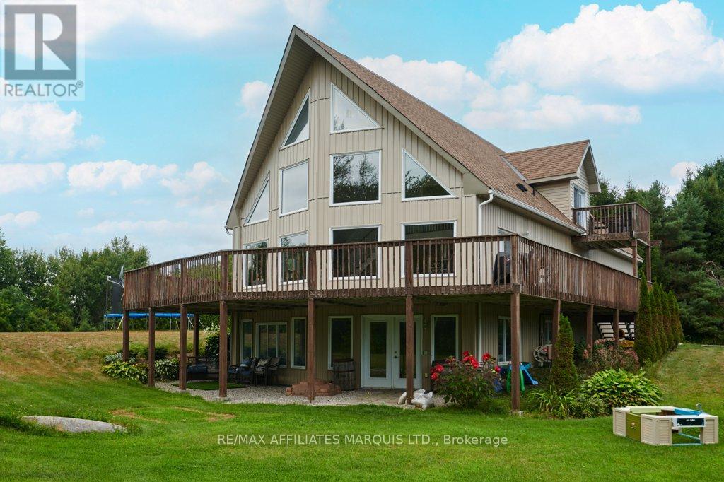 35 Nevada St, North Stormont, ON K0C 1W0