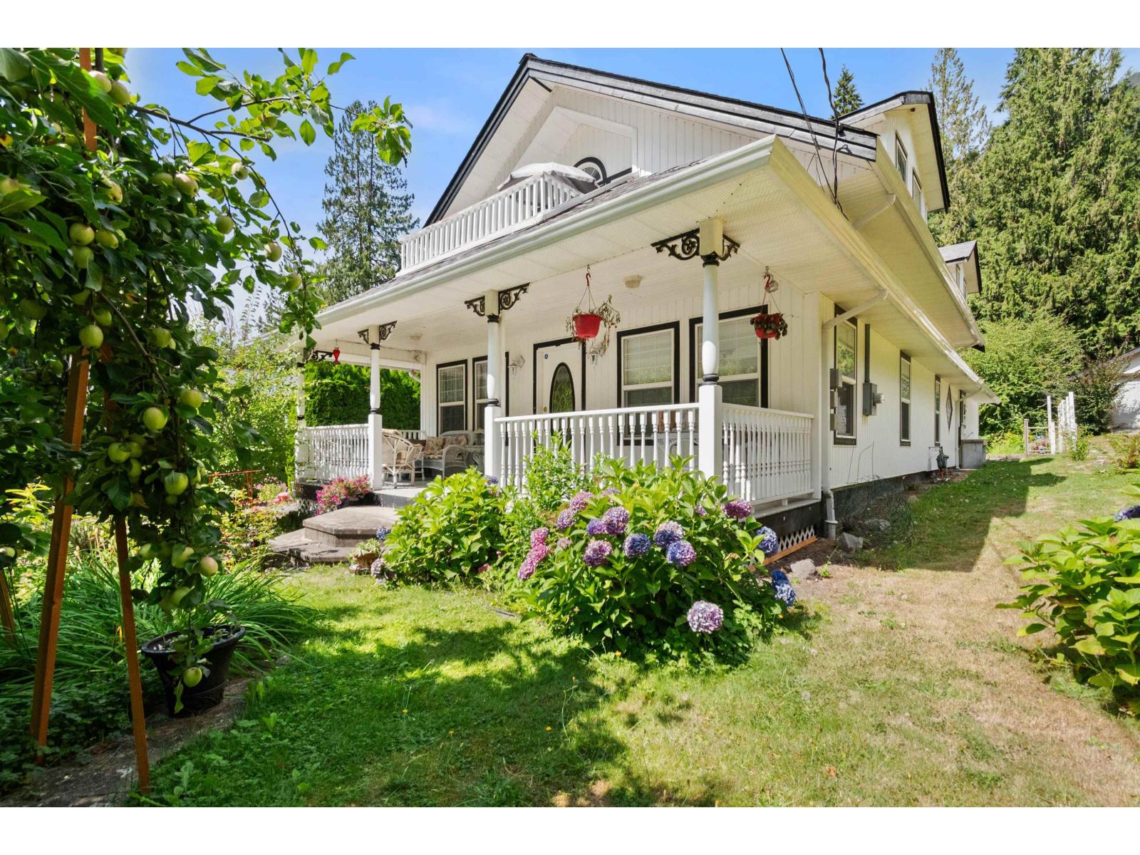66655 Stephens Roadkawkawa Lk, Hope, BC V0X 1L1