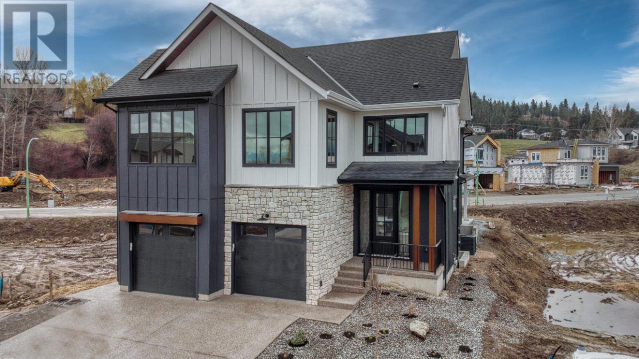 937 Bull Cres, Kelowna, BC V1W 0E6