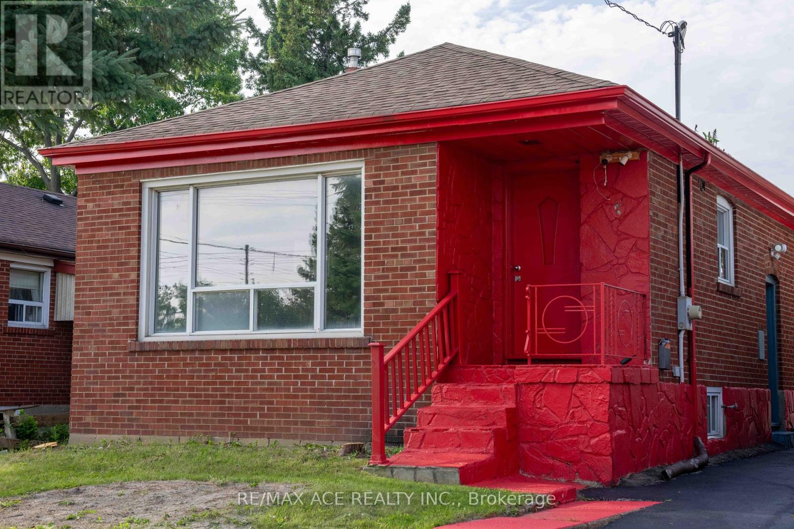 6 Seminole Ave, Toronto Bendale, ON M1J 1M9