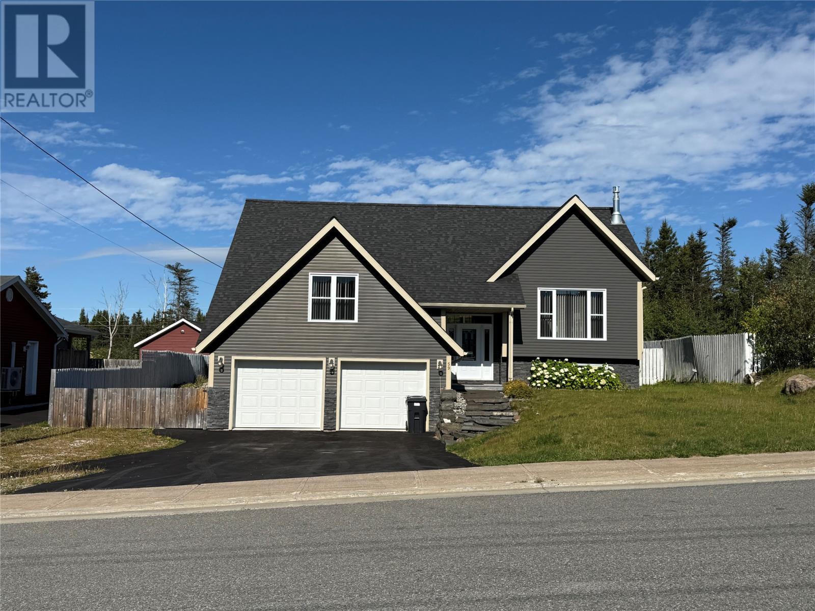 59 Foote St, Pasadena, NL A0L 1K0