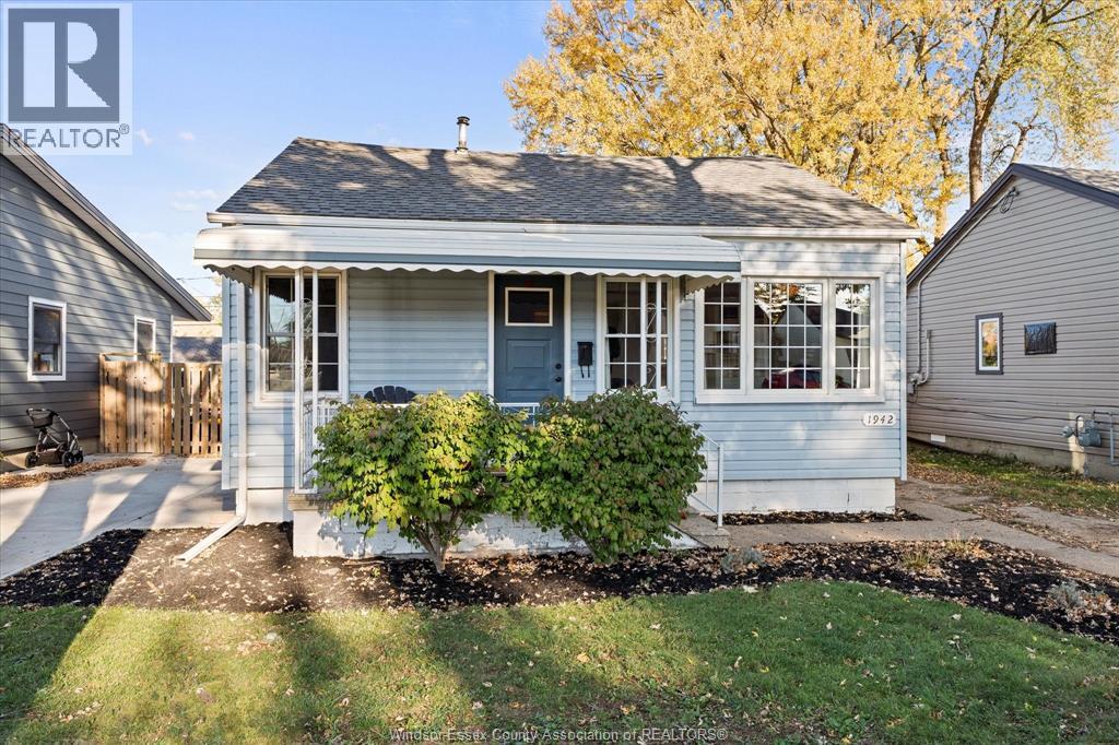 1942 Bernard, Windsor, ON N8W 4R5