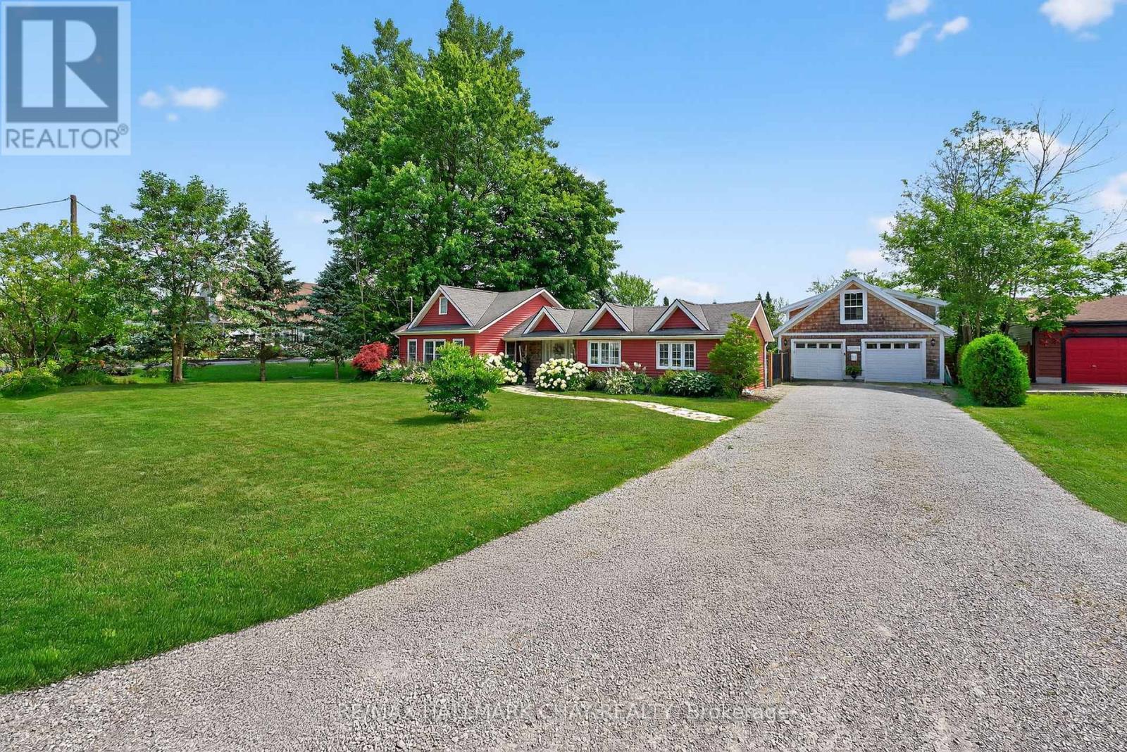 44 Pleasant Ave S, Fort Erie, ON L0S 1N0