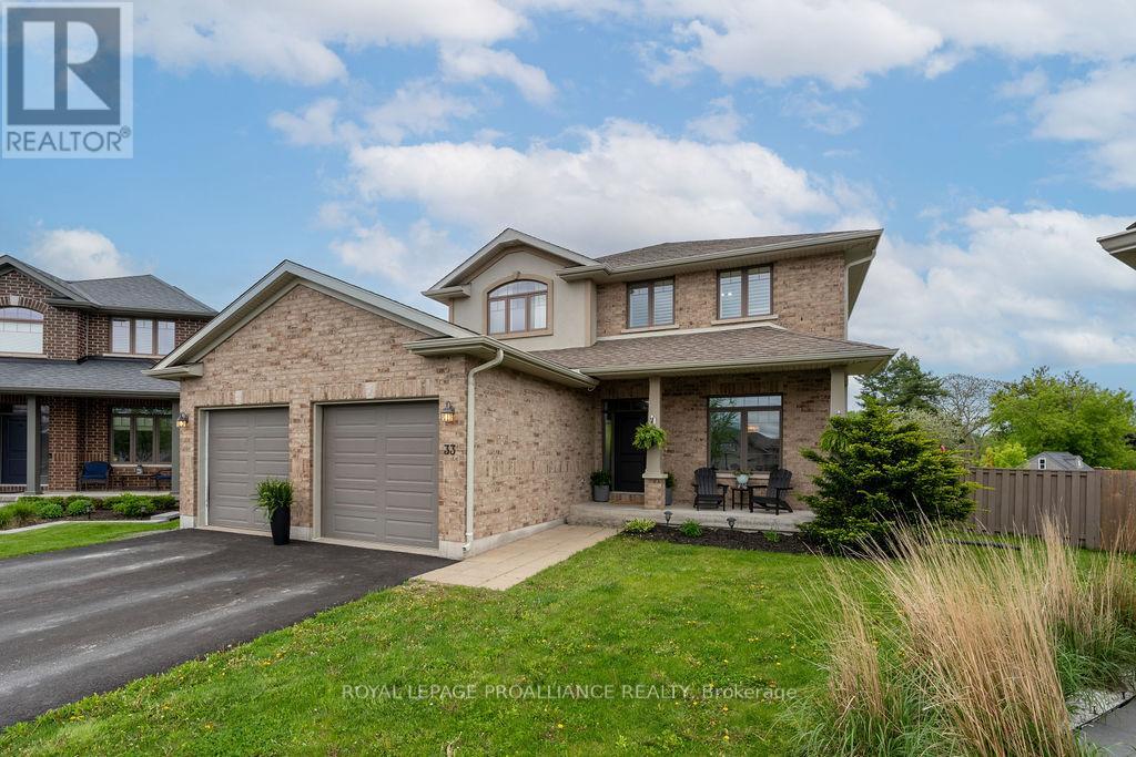 33 Butternut Ct, Belleville, ON K8P 5N2