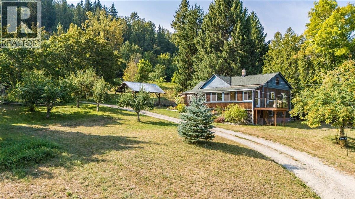 3051 Fofonow Rd, Nelson, BC V1L 6Y5