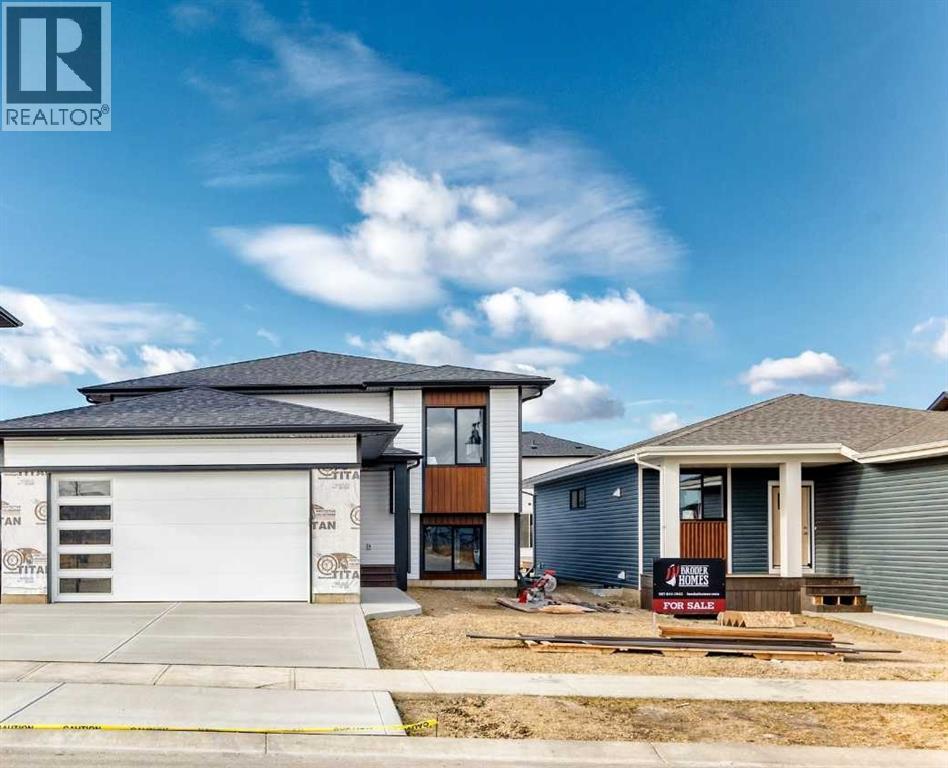 18 Tagish Ave, Red Deer, AB T4P 0Y7