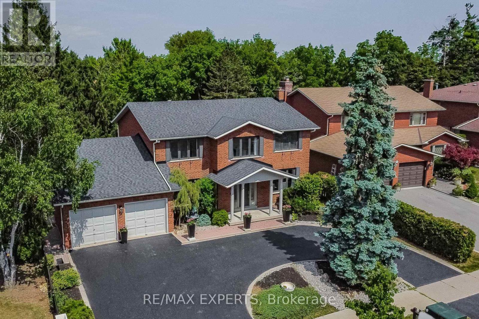 85 Villa Park Dr, Vaughan, ON L4L 3G5