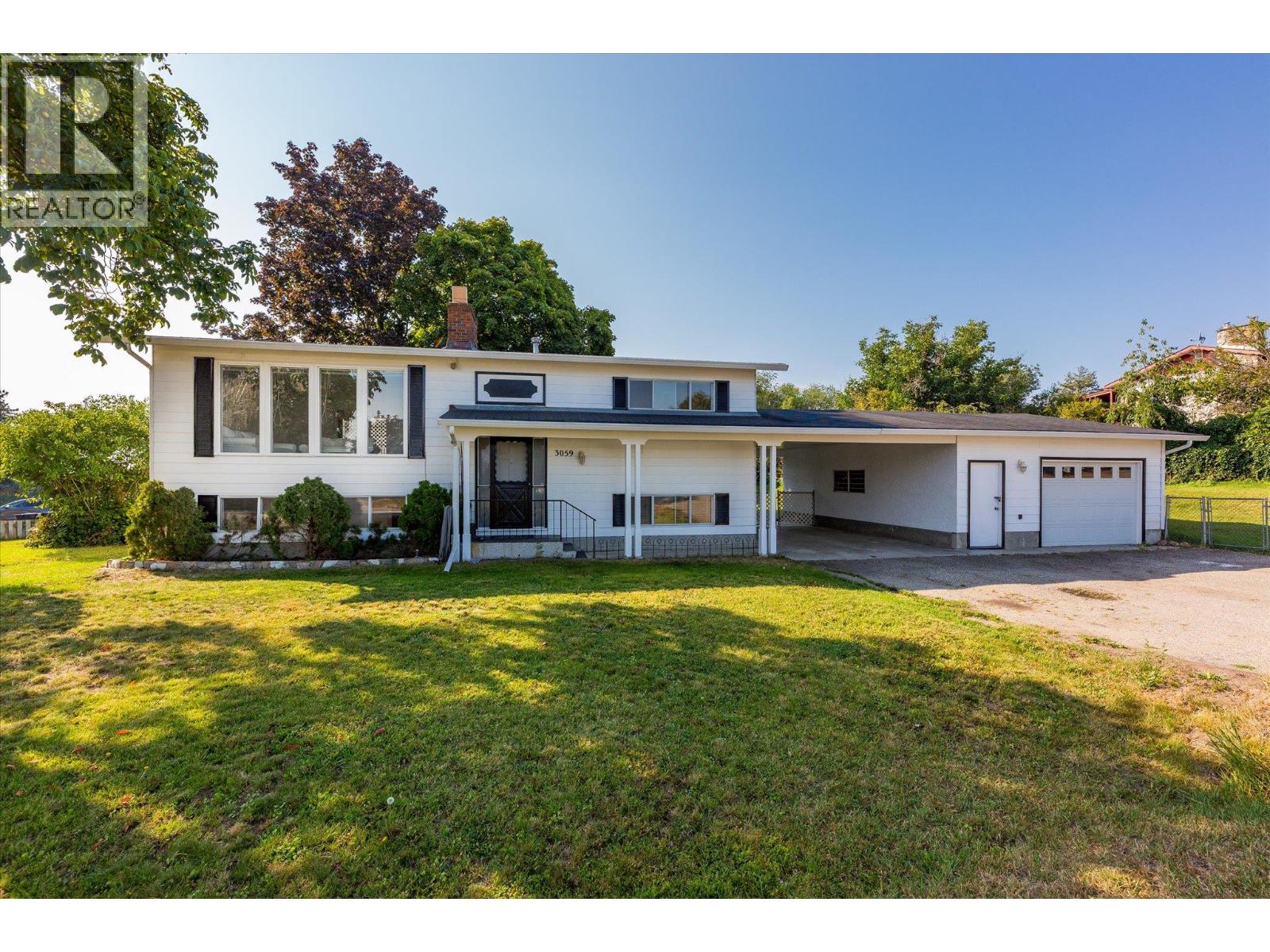 3059 Janet Rd, Lake Country, BC V4V 1M8