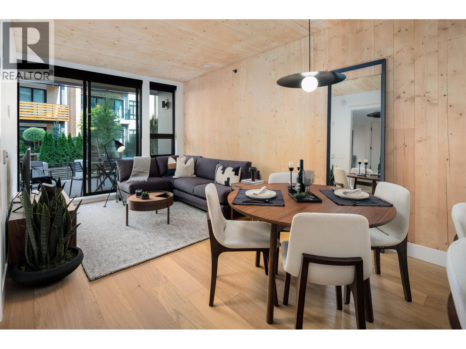 310 Salter Street Unit 105, New Westminster, BC V3M 0N7