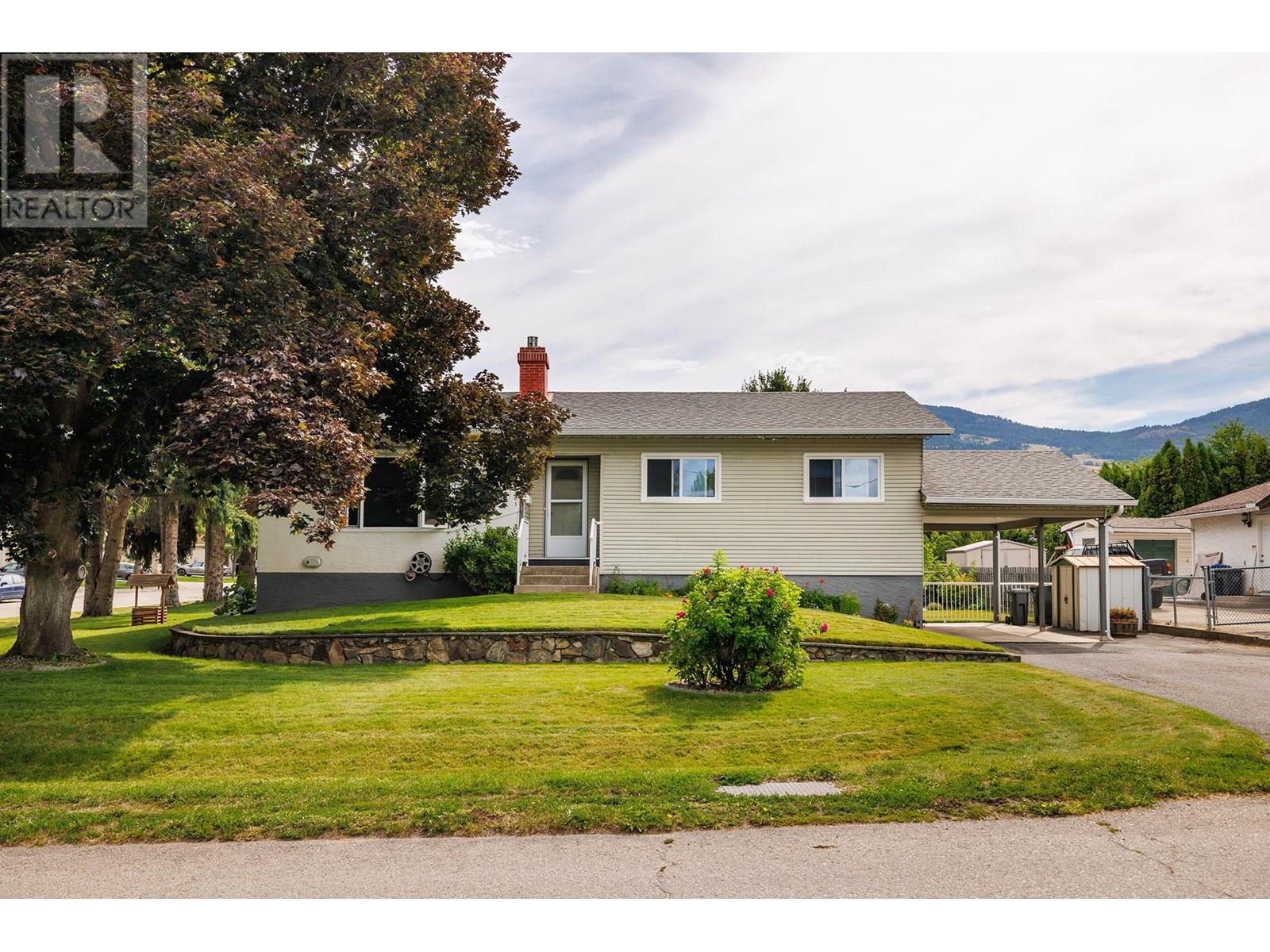 1285 Irene Rd, Kelowna, BC V1X 4Y1