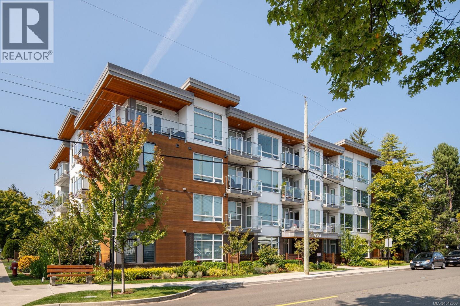 9864 Fourth St Unit 407 St, Sidney, BC V8L 2Z4