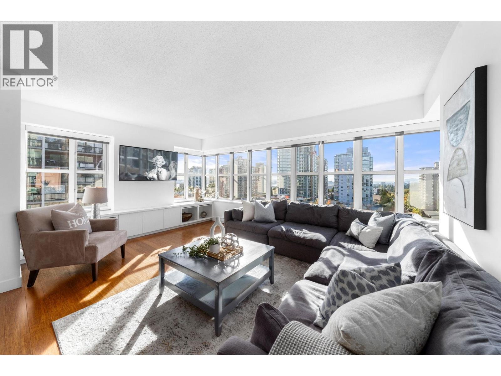 1555 Eastern Avenue Unit 804, North Vancouver, BC V7L 3G2