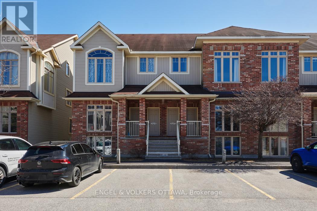 327 Elite, Ottawa, ON K2J 0A4