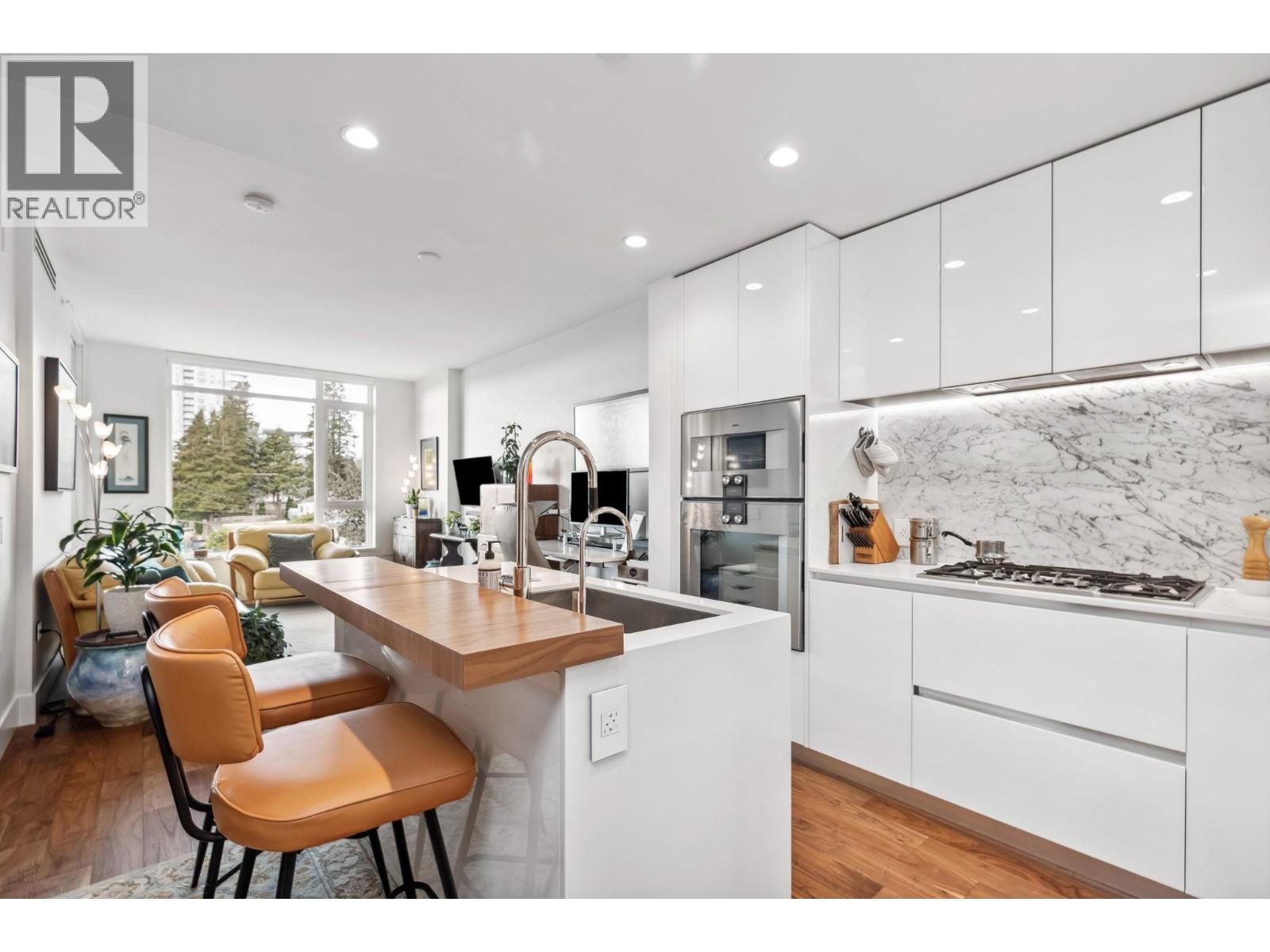 389 W 59th Avenue Unit 405, Vancouver, BC V5X 0J4