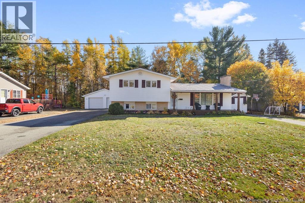 12 Springvale Ave, Miramichi, NB E1N 1Z6