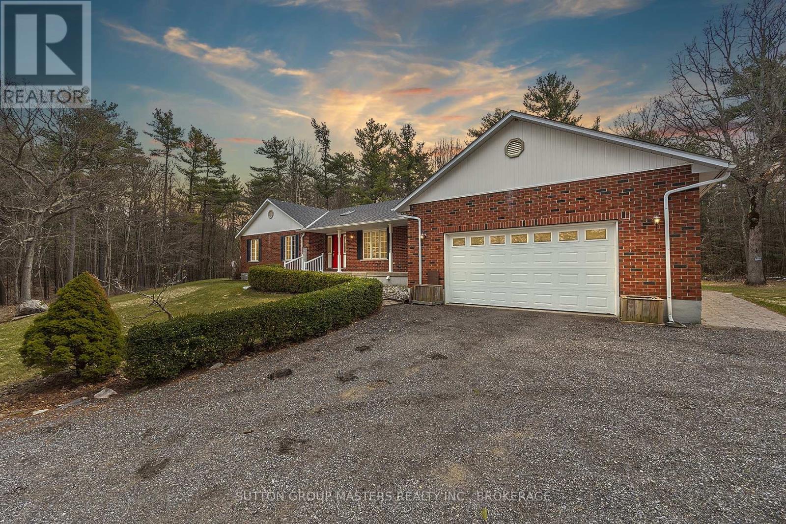 168 Escott Rockport Rd, Leeds and the Thousand Islands, ON K0E 1L0
