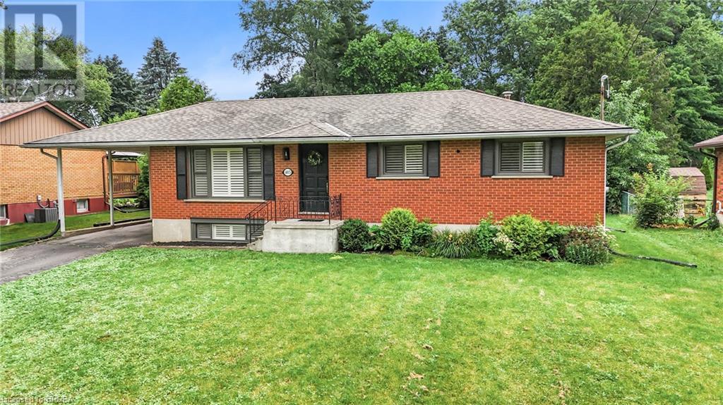 403 Oakhill Dr, Brantford, ON N3T 5L7
