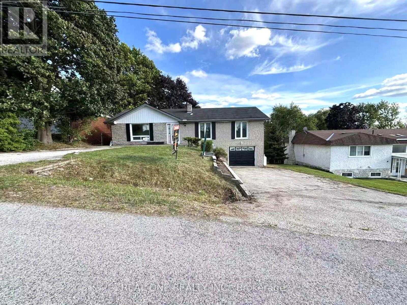 1377 Old Green Ln E, East Gwillimbury, ON L9N 0L8