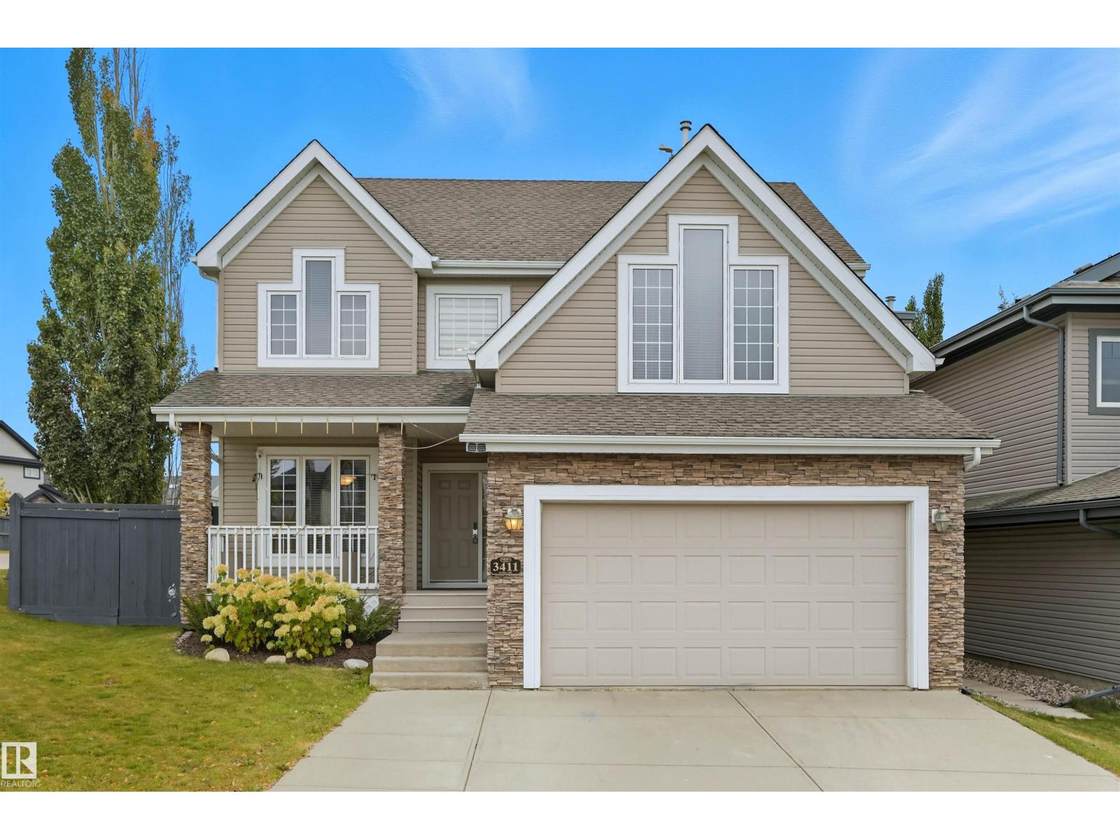 3411 Macneil Li NW, Edmonton, AB T6R 0H5
