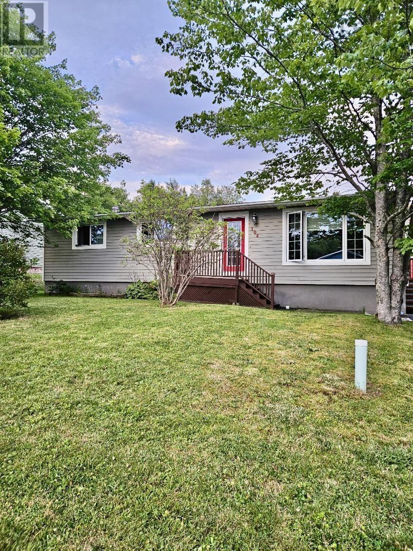 104 Macdonald St, Port Hawkesbury, NS B9A 3E1