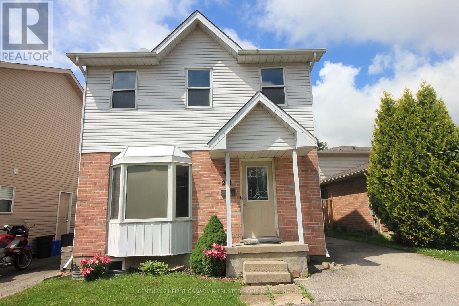 281 Blue Forest Dr, London, ON N6G 3J7