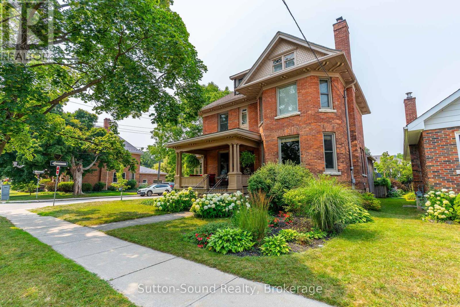 1304 4th Avenue West, Owen Sound, ON N4K 4W8