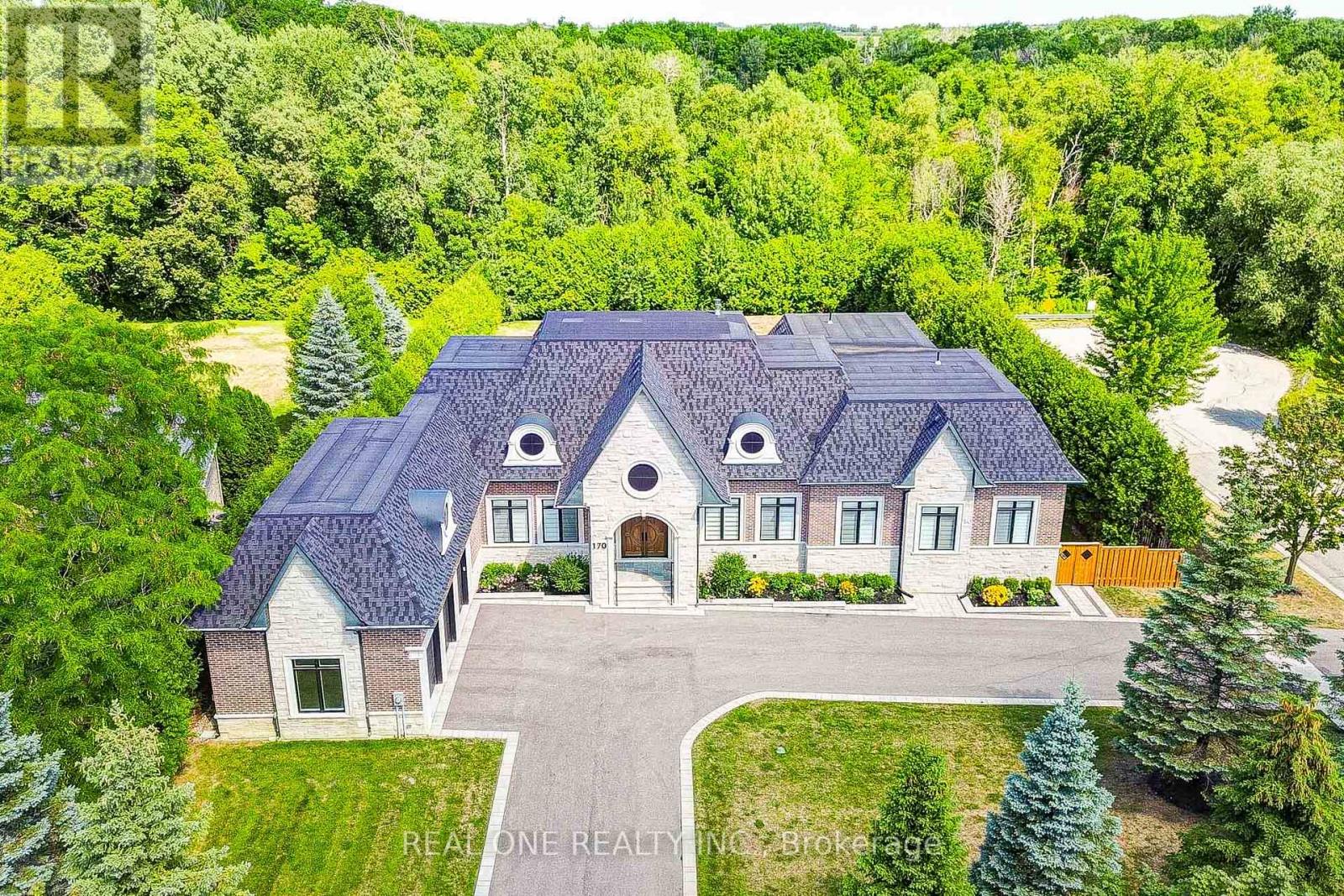 170 Ward Ave, East Gwillimbury, ON L0G 1V0