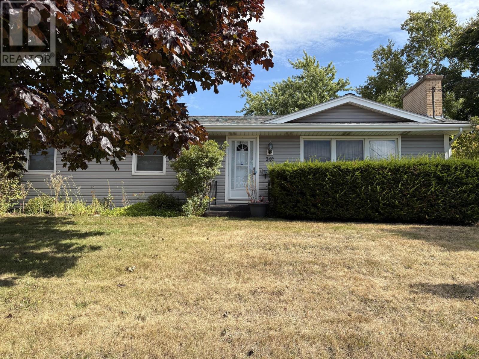 340 N River Rd, Charlottetown, PE C1A 3M5