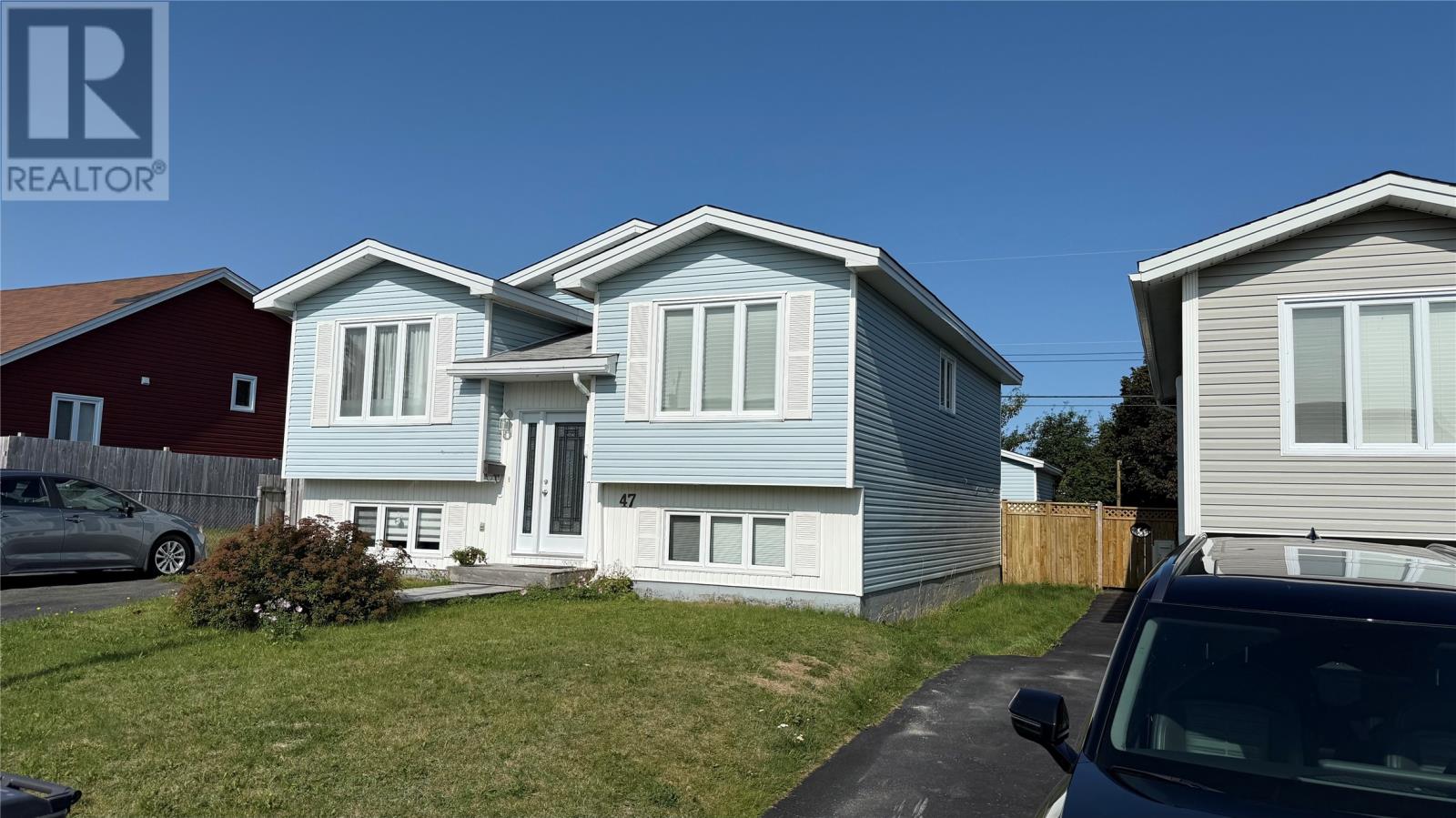 47 Mcgrath Cres, Mount Pearl, NL A1N 4H1