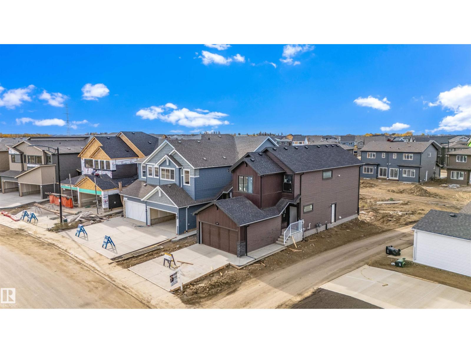 5510 Hawthorn Passage Ps SW, Edmonton, AB T6X 3K6