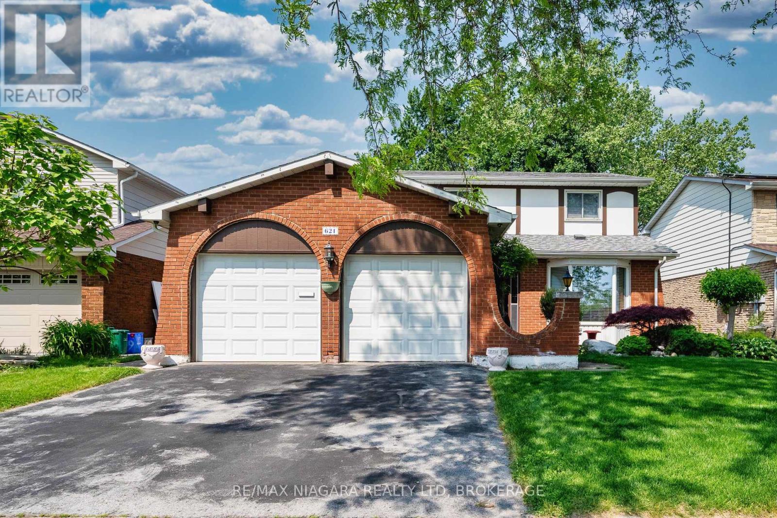 621 Lake St, St. Catharines, ON L2N 6H4