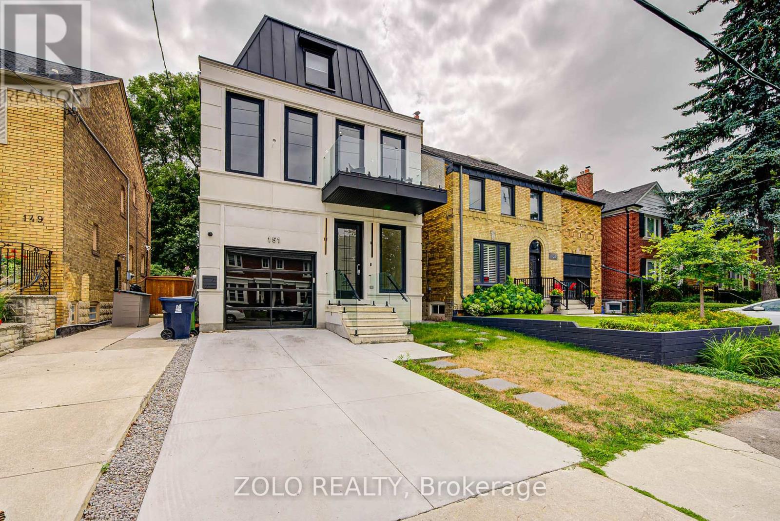 151 Dewbourne Ave, Toronto, ON M6C 1Z1