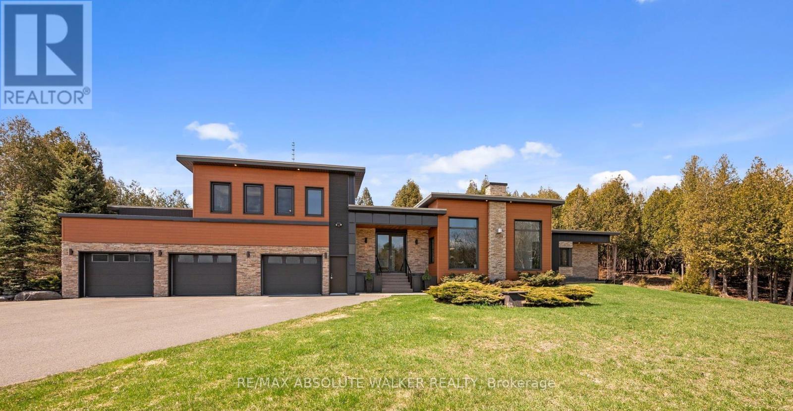 19421 Kenyon Concession 1 Rd, North Glengarry, ON K0C 1B0