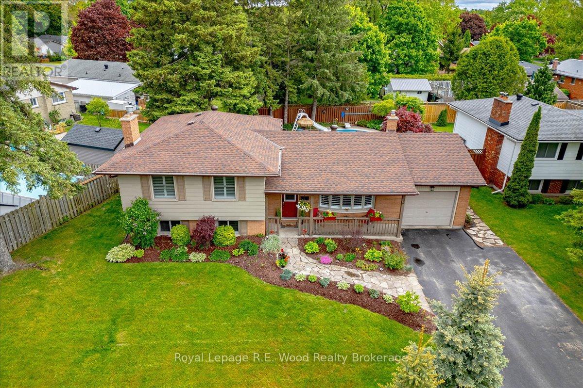 32 Devon Ct, Tillsonburg, ON N4G 4K6