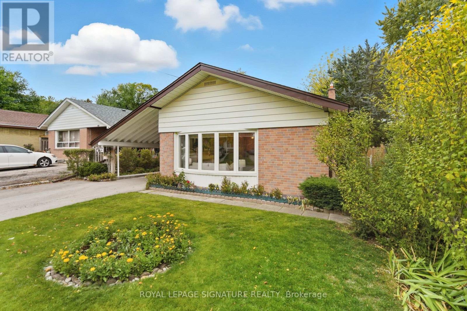 68 Genthorn Ave, Toronto Rexdale-kipling, ON M9W 2S9