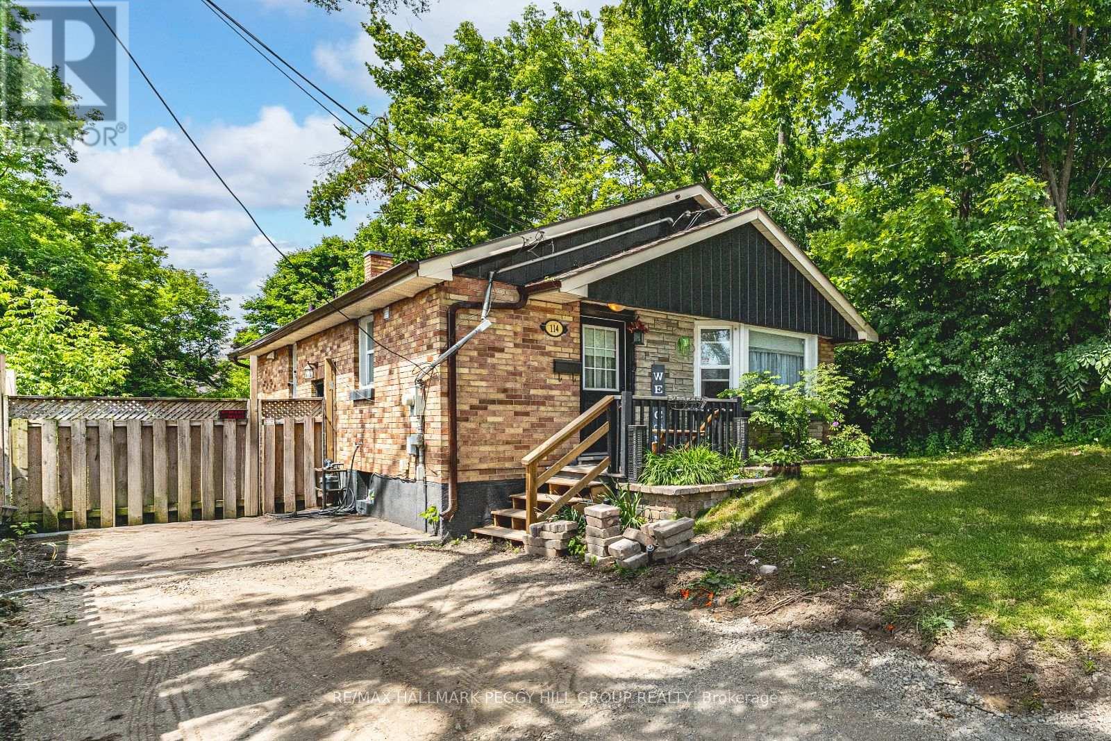 114 Maple Ave, Barrie, ON L4N 1S4